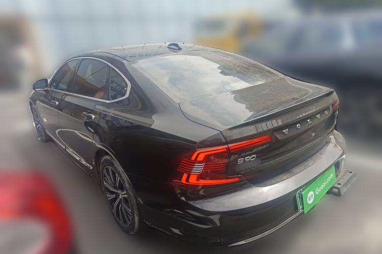 Used Volvo S90 New Energy 2022 T8 eDrive Hybrid Luxury Edition Rear Left 45 Deg