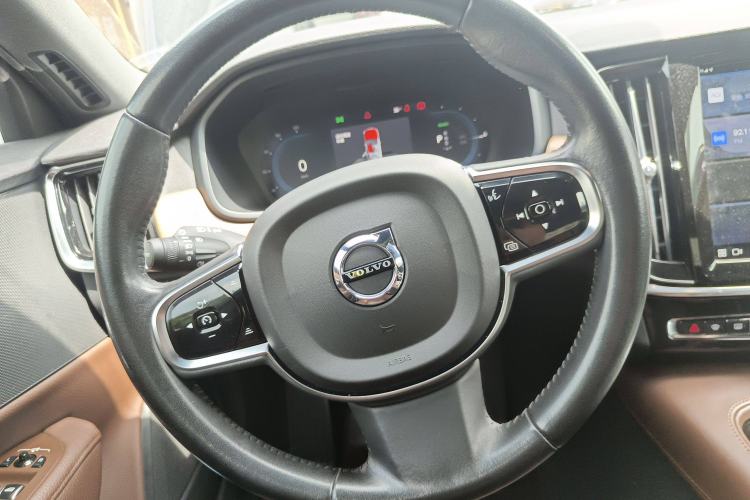 Used Volvo S90 New Energy 2022 T8 eDrive Hybrid Luxury Edition Steering Wheel