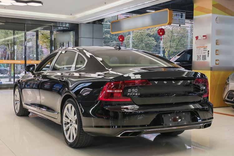 Used Volvo S90 New Energy 2019 T8 E-Drive Hybrid Honor Edition 3 Seats China VI Standard Exterior 3