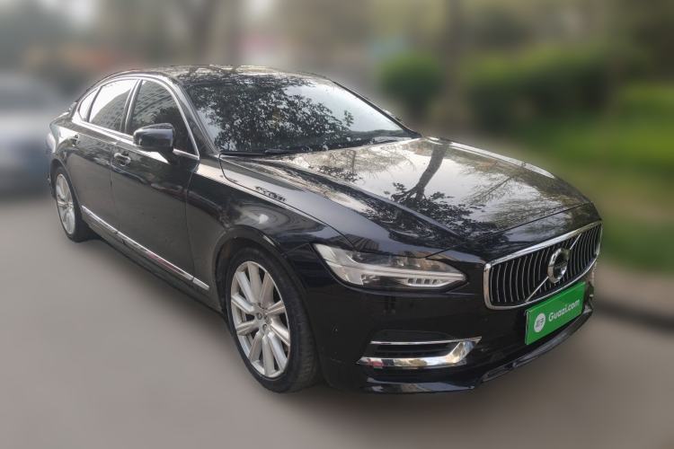 Used Volvo S90 New Energy 2019 T8 E-Drive Hybrid Intelligent Luxury Version China V Standard Front Right 45 Deg