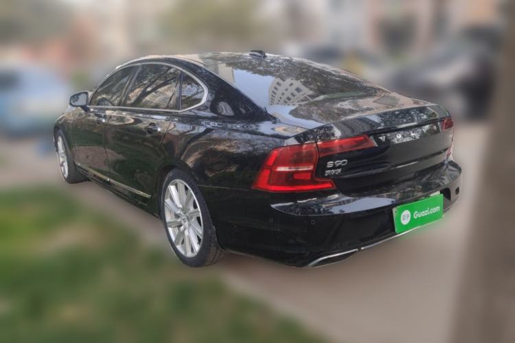 Used Volvo S90 New Energy 2019 T8 E-Drive Hybrid Intelligent Luxury Version China V Standard Rear Left 45 Deg