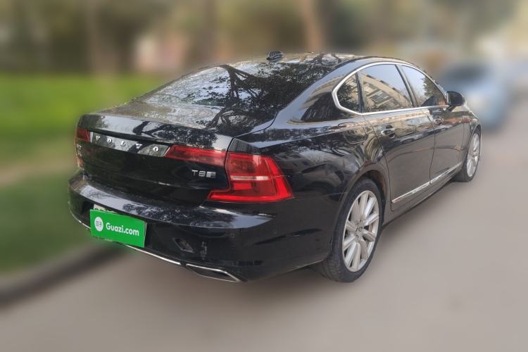 Used Volvo S90 New Energy 2019 T8 E-Drive Hybrid Intelligent Luxury Version China V Standard Rear Right 45 Deg