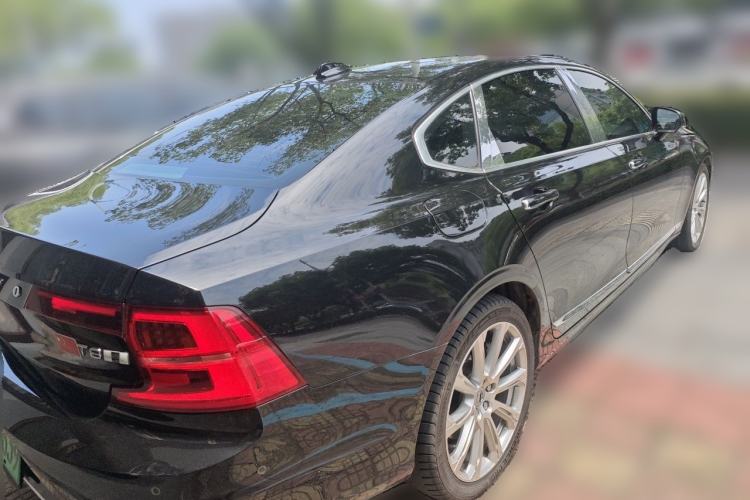 Used Volvo S90 New Energy 2019 T8 E-Drive Hybrid Honor Edition 3 Seats China V Standard Rear Right 45 Deg