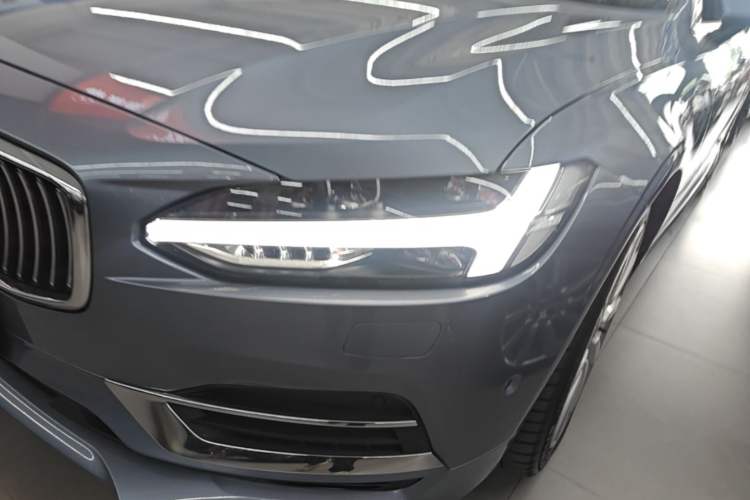 Used Volvo S90 New Energy 2019 T8 e-Drive Hybrid Intelligent Luxury Version China VI Standard Left Front Headlight