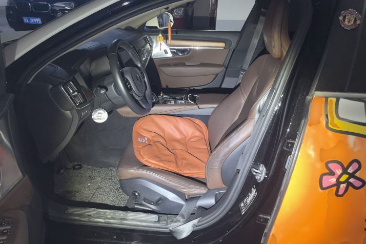 Used Volvo S90 New Energy 2019 T8 E-Drive Hybrid Intelligent Luxury Version China V Standard Left Front Seat