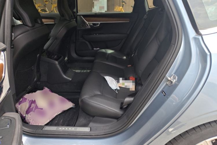 Used Volvo S90 New Energy 2019 T8 e-Drive Hybrid Intelligent Luxury Version China VI Standard Left Rear Seat
