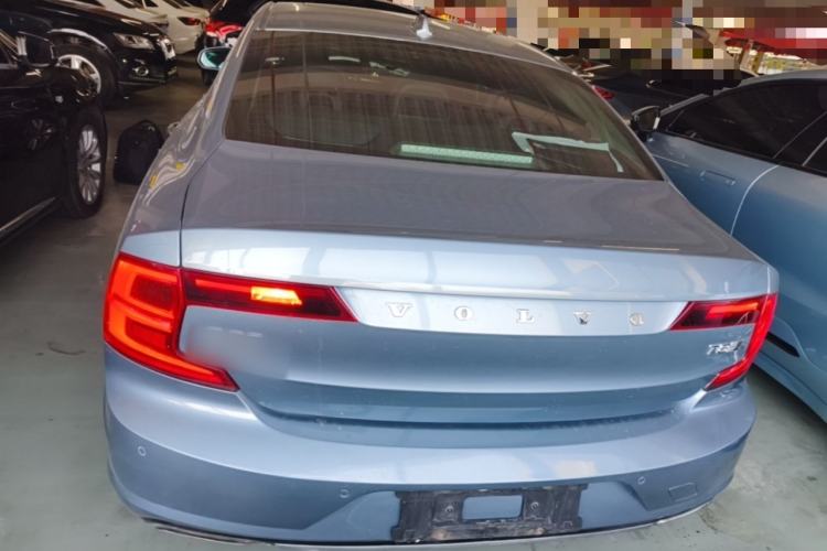Used Volvo S90 New Energy 2019 T8 e-Drive Hybrid Intelligent Luxury Version China VI Standard Rear