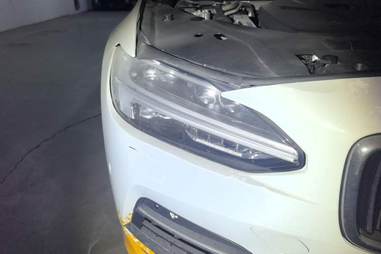 Used Volvo S90 New Energy 2019 T8 E-Drive Hybrid Intelligent Luxury Version China V Standard Right Front Headlight