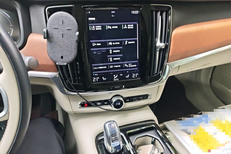 Used Volvo S90 New Energy 2019 T8 E-Drive Hybrid Honor Edition 3 Seats China V Standard Audio And AC Panel
