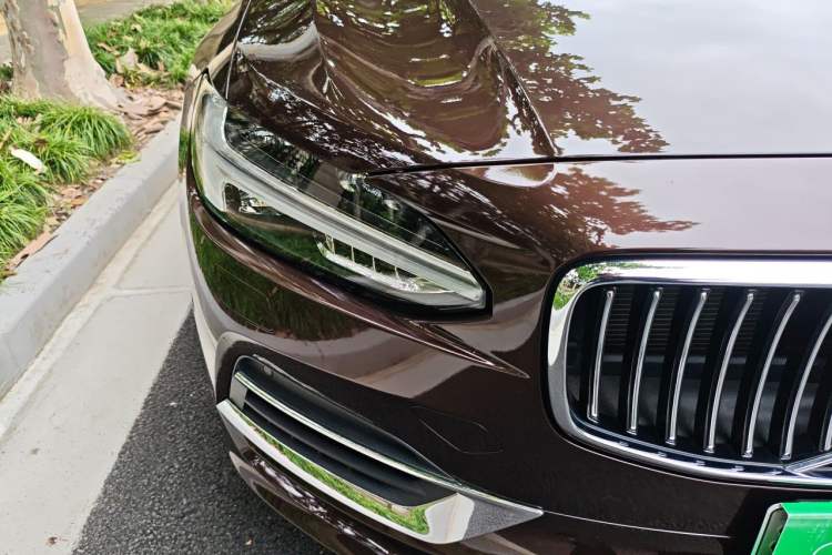 Used Volvo S90 New Energy 2019 T8 E-Drive Hybrid Honor Edition 3 Seats China V Standard Right Front Headlight