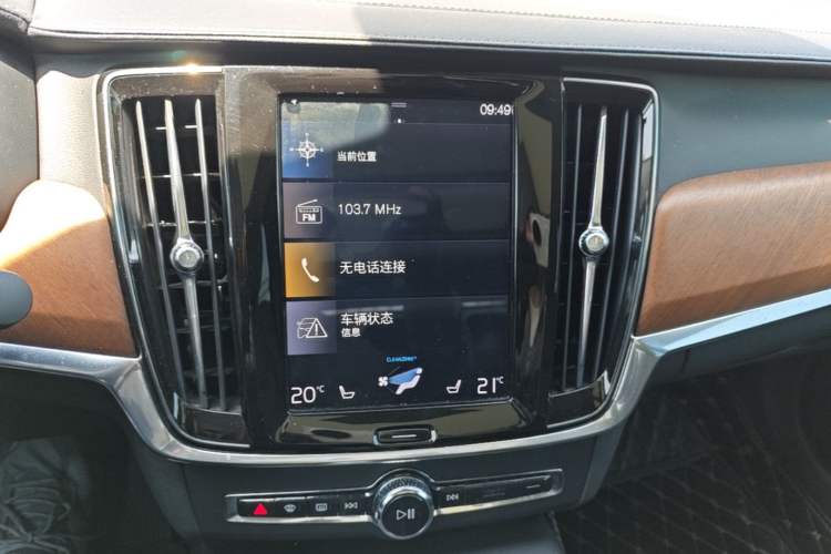 Used Volvo S90 New Energy 2019 T8 E-Drive Hybrid Intelligent Luxury Version China V Standard Audio And AC Panel