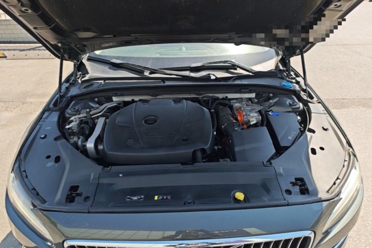 Used Volvo S90 New Energy 2019 T8 E-Drive Hybrid Intelligent Luxury Version China V Standard Engine Bay