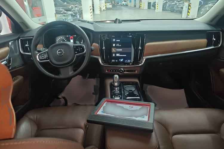 Used Volvo S90 New Energy 2019 T8 e-Drive Hybrid Intelligent Luxury Version China VI Standard Interior 2
