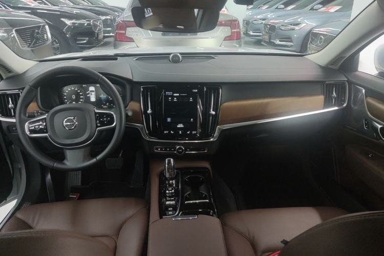 Used Volvo S90 New Energy 2019 T8 E-Drive Hybrid Intelligent Luxury Version China V Standard Center Console