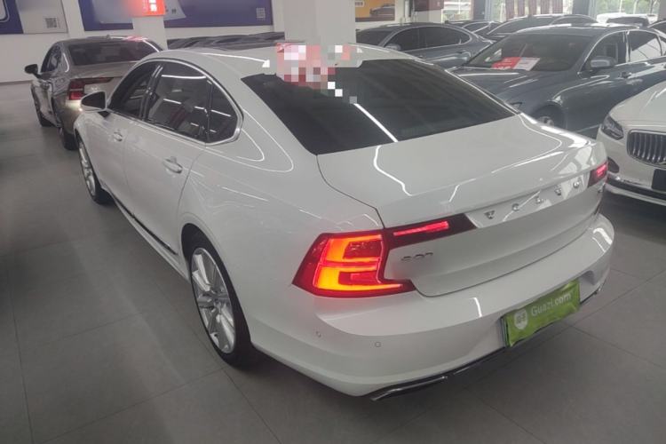 Used Volvo S90 New Energy 2019 T8 E-Drive Hybrid Intelligent Luxury Version China V Standard Rear Left 45 Deg