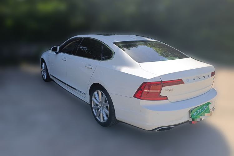 Used Volvo S90 New Energy 2019 T8 E-Drive Hybrid Intelligent Luxury Version China V Standard Rear Left 45 Deg