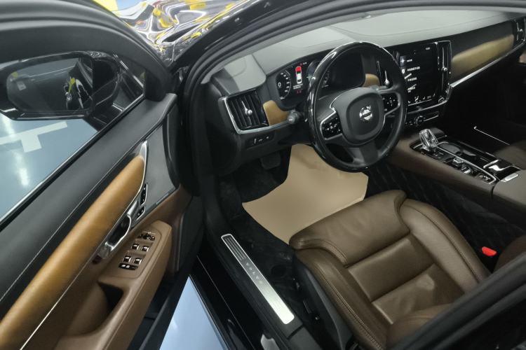 Used Volvo S90 New Energy 2020 T8 eDrive Hybrid Luxury Edition Driver Seat