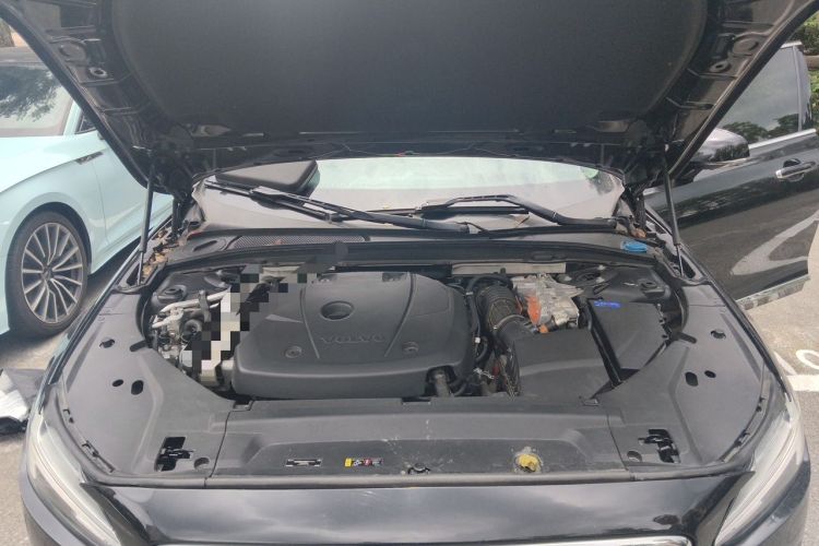 Used Volvo S90 New Energy 2020 T8 eDrive Hybrid Luxury Edition Engine Bay