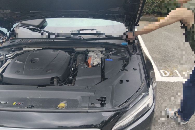 Used Volvo S90 New Energy 2020 T8 eDrive Hybrid Luxury Edition Engine Bay Left