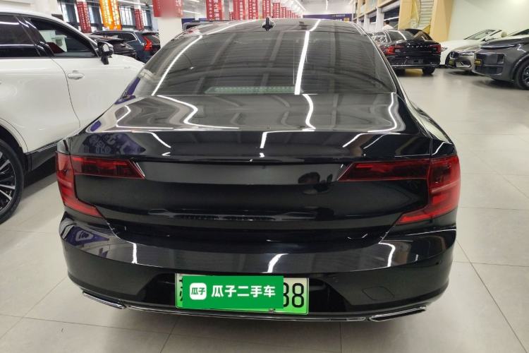 Used Volvo S90 New Energy 2020 Facelift T8 E-Drive Hybrid Luxury Edition Exterior 4