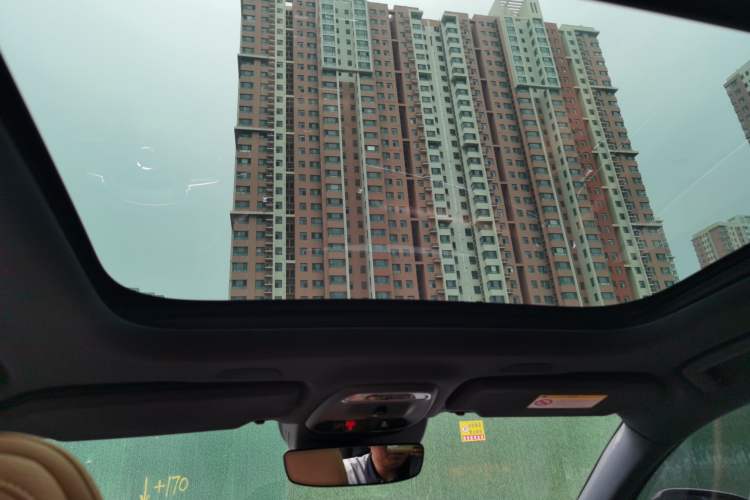 Used Volvo S90 New Energy 2020 T8 e-Drive Hybrid – Zhiyi Luxury Edition Headliner