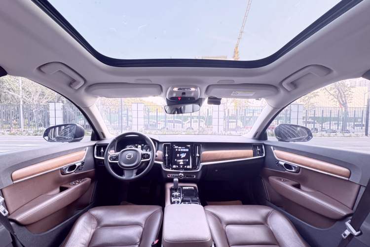 Used Volvo S90 New Energy 2020 T8 e-Drive Hybrid – Zhiyi Luxury Edition Interior 3