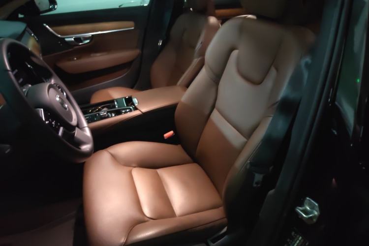 Used Volvo S90 New Energy 2020 T8 e-Drive Hybrid – Zhiyi Luxury Edition Left Front Seat