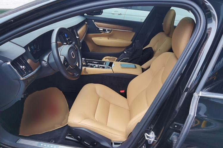 Used Volvo S90 New Energy 2020 T8 e-Drive Hybrid – Zhiyi Luxury Edition Left Front Seat