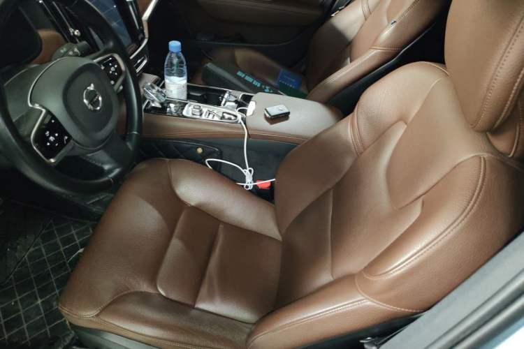 Used Volvo S90 New Energy 2020 T8 e-Drive Hybrid – Zhiyi Luxury Edition Left Front Seat