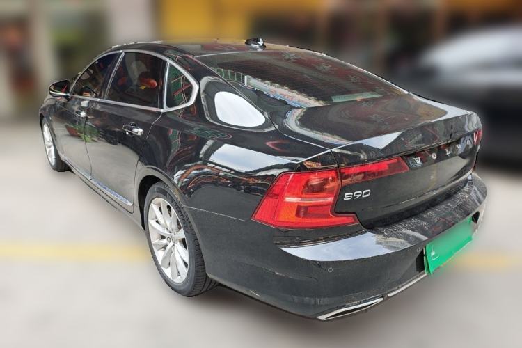 Used Volvo S90 New Energy 2020 T8 e-Drive Hybrid – Zhiyi Luxury Edition Rear Left 45 Deg