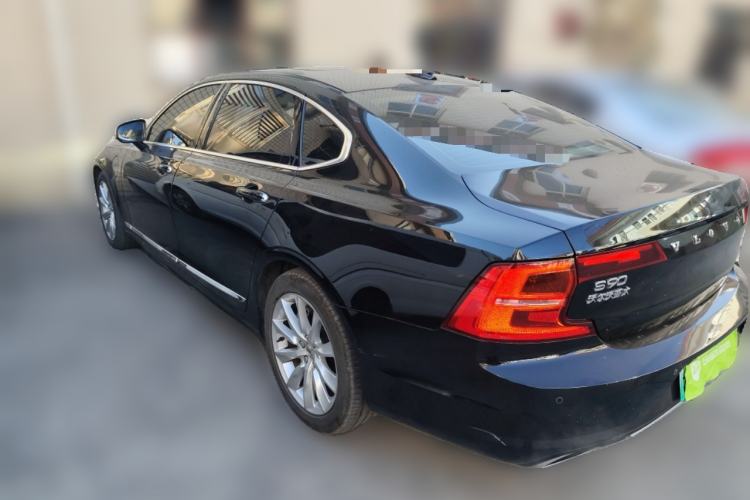 Used Volvo S90 New Energy 2020 T8 e-Drive Hybrid – Zhiyi Luxury Edition Rear Left 45 Deg