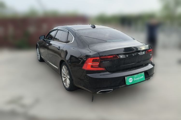 Used Volvo S90 New Energy 2020 T8 e-Drive Hybrid – Zhiyi Luxury Edition Rear Left 45 Deg