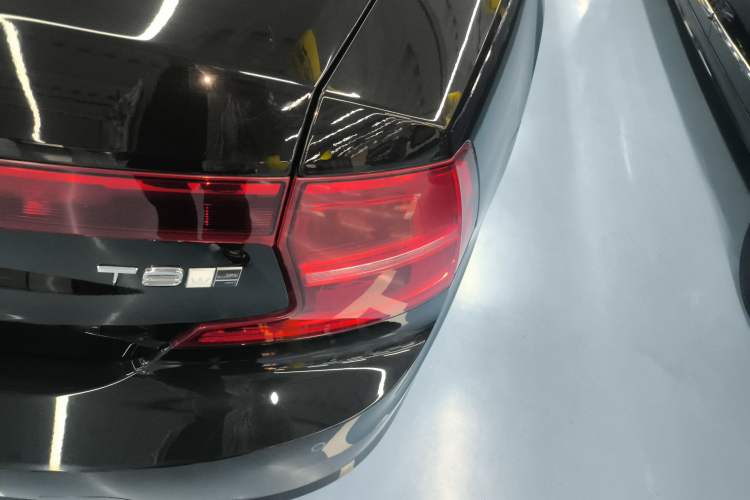 Used Volvo S90 New Energy 2020 T8 eDrive Hybrid Luxury Edition Right Rear Taillight