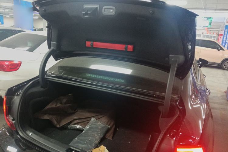 Used Volvo S90 New Energy 2020 T8 e-Drive Hybrid – Zhiyi Luxury Edition Trunk