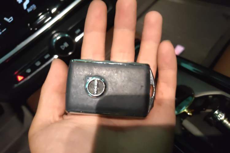 Used Volvo S90 New Energy 2020 T8 e-Drive Hybrid – Zhiyi Luxury Edition Vehicle Key