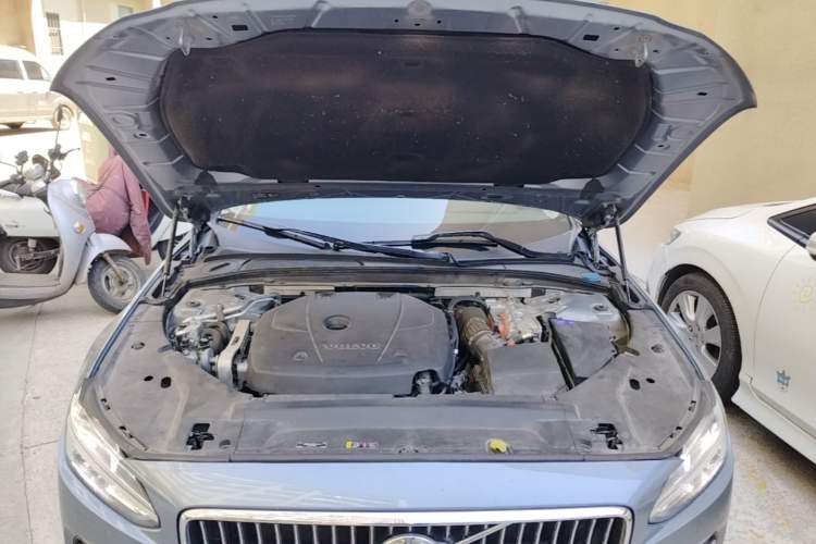 Used Volvo S90 New Energy 2020 Restyled T8 E-Drive Hybrid Zhiyi Luxury Edition Engine Bay