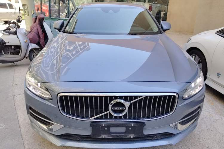 Used Volvo S90 New Energy 2020 Restyled T8 E-Drive Hybrid Zhiyi Luxury Edition Front