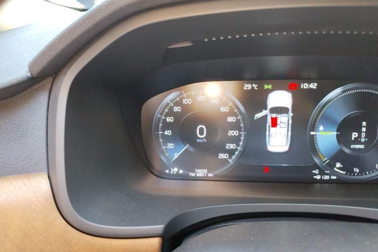 Used Volvo S90 New Energy 2020 Restyled T8 E-Drive Hybrid Zhiyi Luxury Edition Instrument Cluster
