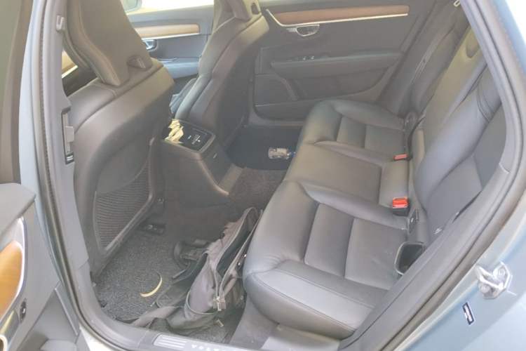Used Volvo S90 New Energy 2020 Restyled T8 E-Drive Hybrid Zhiyi Luxury Edition Left Rear Seat