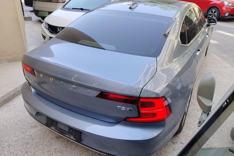 Used Volvo S90 New Energy 2020 Restyled T8 E-Drive Hybrid Zhiyi Luxury Edition Rear Right 45 Deg