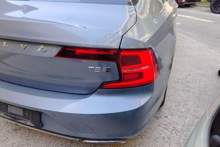 Used Volvo S90 New Energy 2020 Restyled T8 E-Drive Hybrid Zhiyi Luxury Edition Right Rear Taillight
