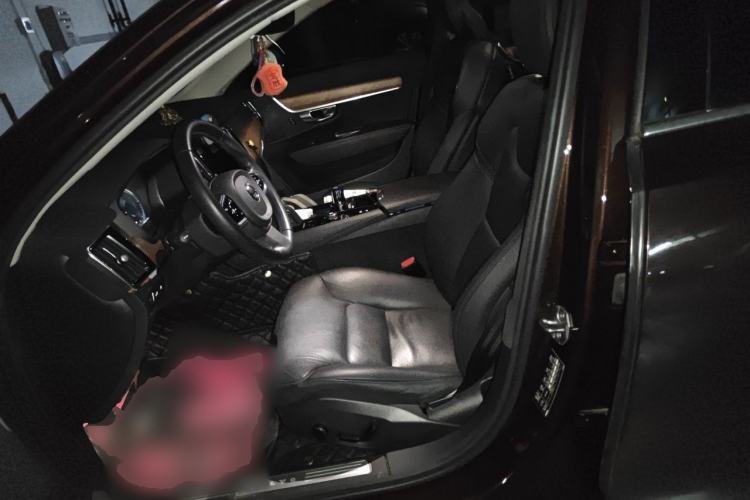 Used Volvo S90 New Energy 2020 T8 e-Drive Hybrid – Zhiyi Luxury Edition Left Front Seat