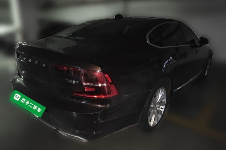 Used Volvo S90 New Energy 2020 T8 e-Drive Hybrid – Zhiyi Luxury Edition Rear Right 45 Deg
