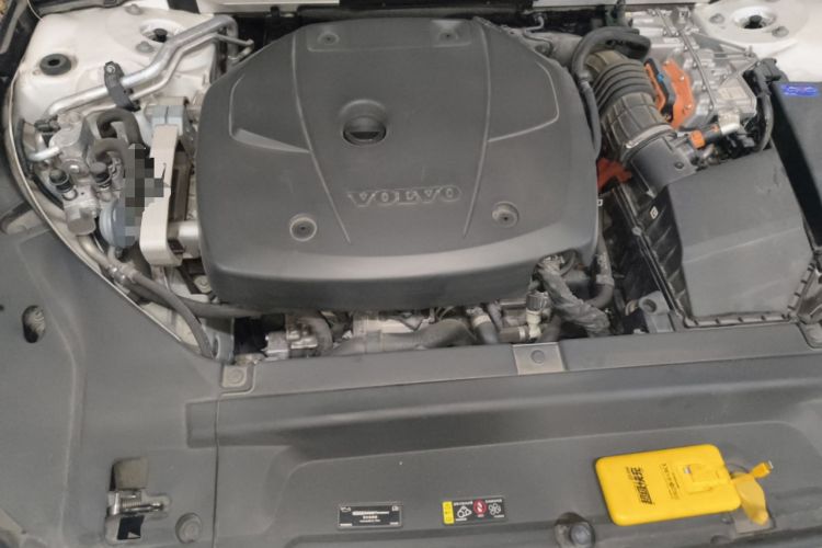 Used Volvo S90 New Energy 2020 T8 e-Drive Hybrid – Zhiyi Luxury Edition Engine Bay Right