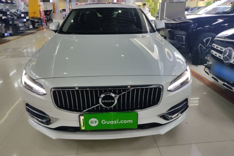 Used Volvo S90 New Energy 2020 T8 e-Drive Hybrid – Zhiyi Luxury Edition Front