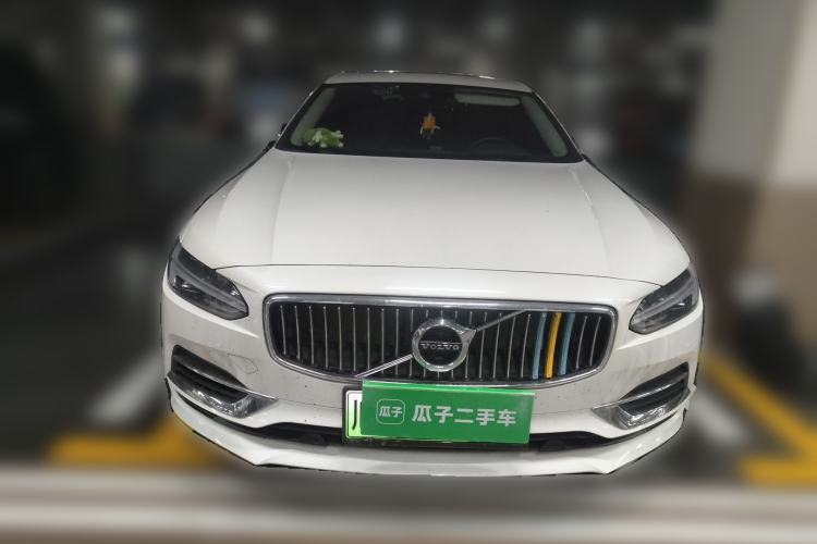 Used Volvo S90 New Energy 2020 T8 e-Drive Hybrid – Zhiyi Luxury Edition Front