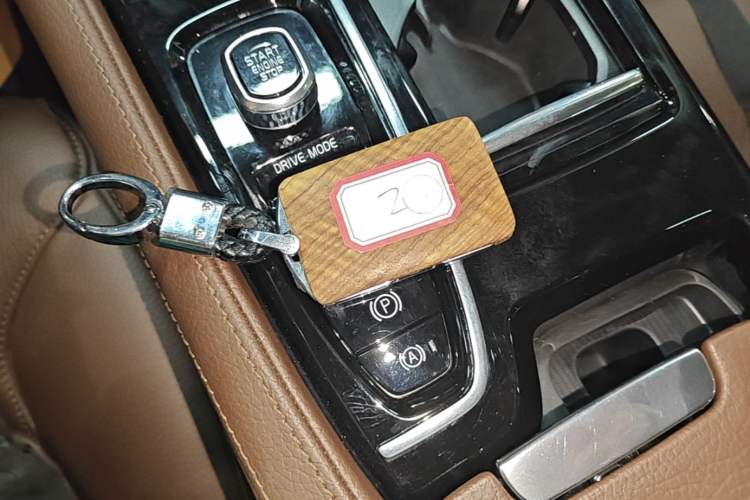 Used Volvo S90 New Energy 2020 T8 e-Drive Hybrid – Zhiyi Luxury Edition Interior 1