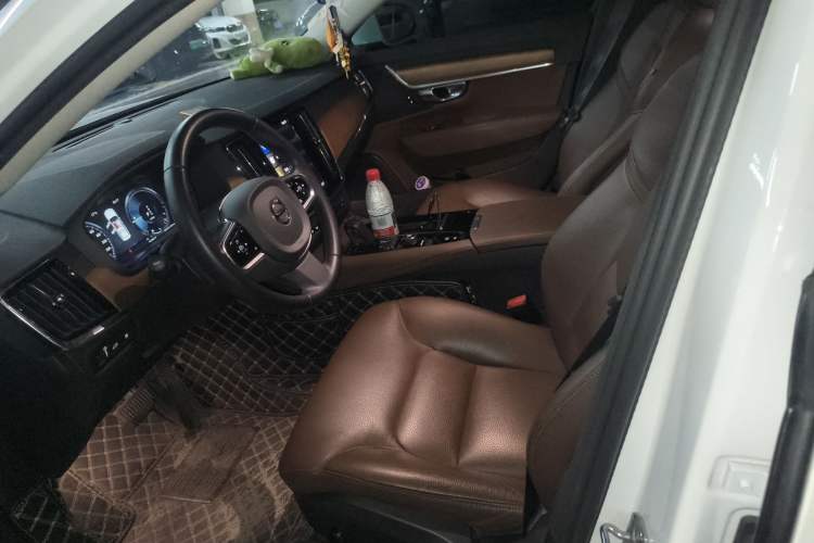 Used Volvo S90 New Energy 2020 T8 e-Drive Hybrid – Zhiyi Luxury Edition Left Front Seat