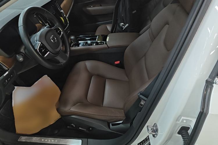 Used Volvo S90 New Energy 2020 T8 e-Drive Hybrid – Zhiyi Luxury Edition Left Front Seat