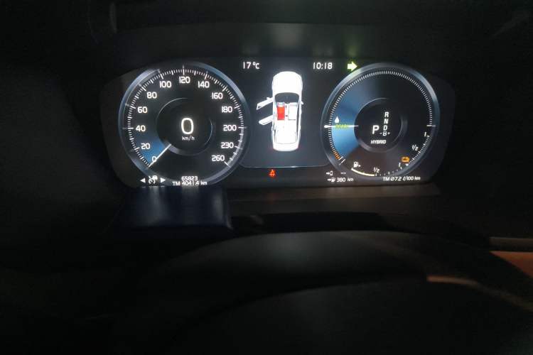 Used Volvo S90 New Energy 2020 T8 e-Drive Hybrid – Zhiyi Luxury Edition Odometer Close Up